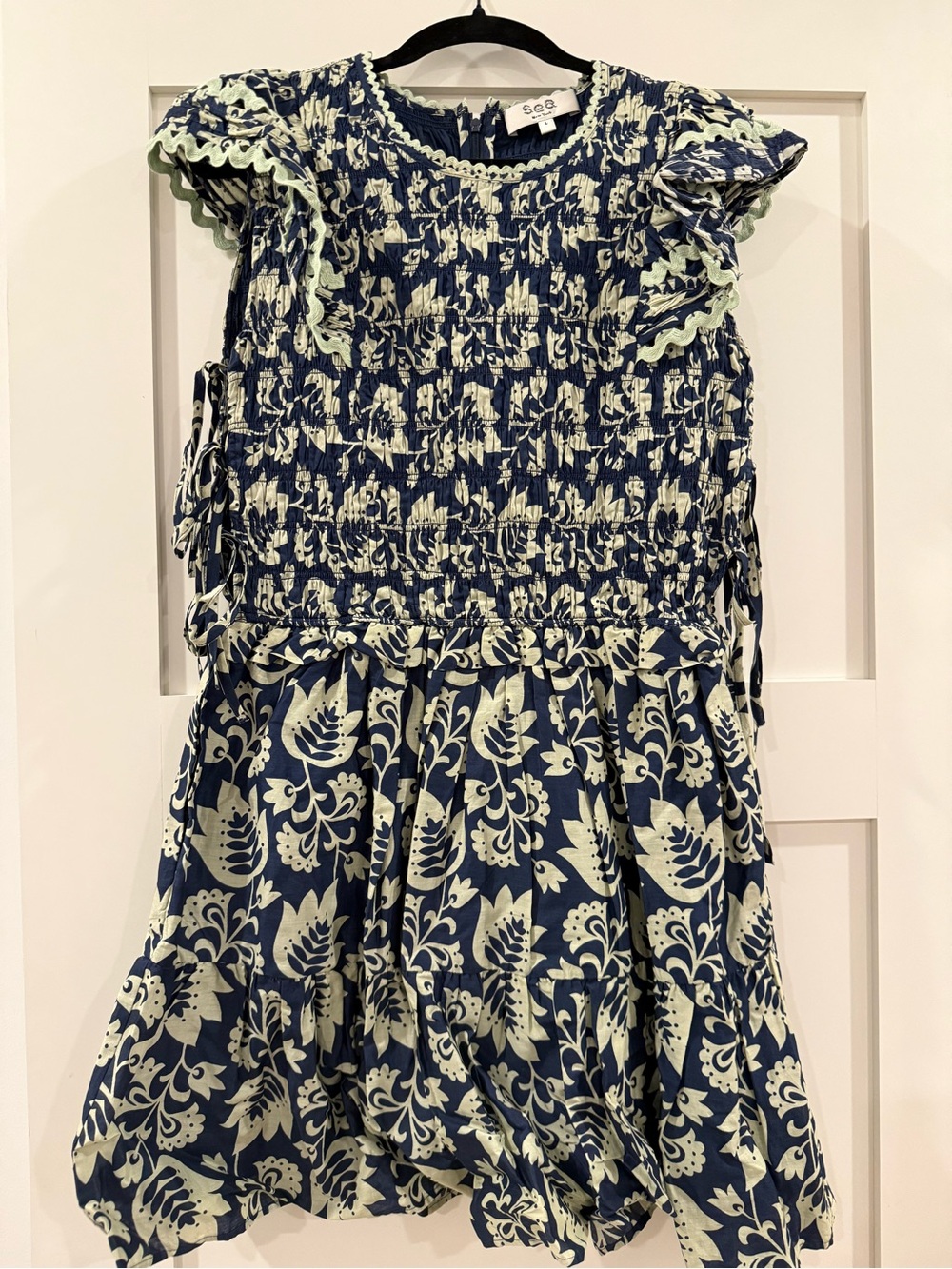 NWOT Sea New York Navy & Cream Floral Smocked Dress